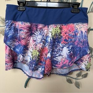 Calia by Carrie Underwood floral athletic shorts Medium